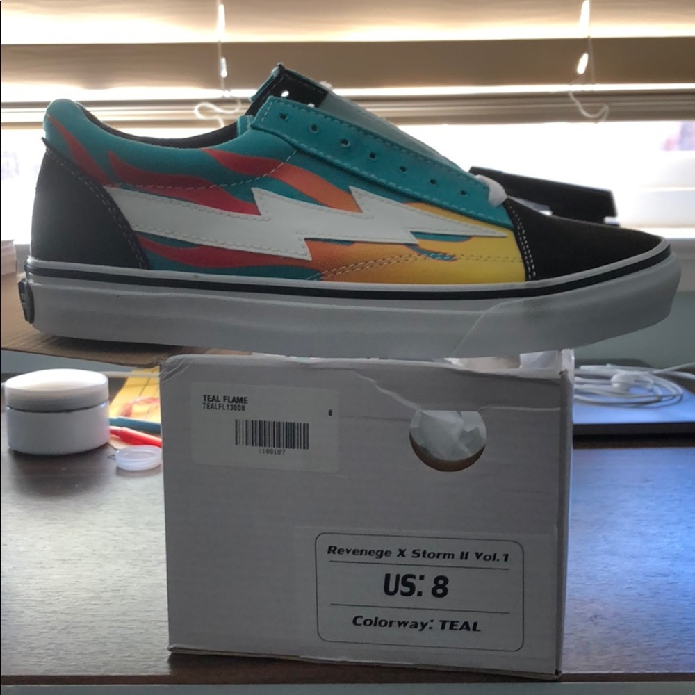 Revenge x storm ll Vol.1 ((2017))